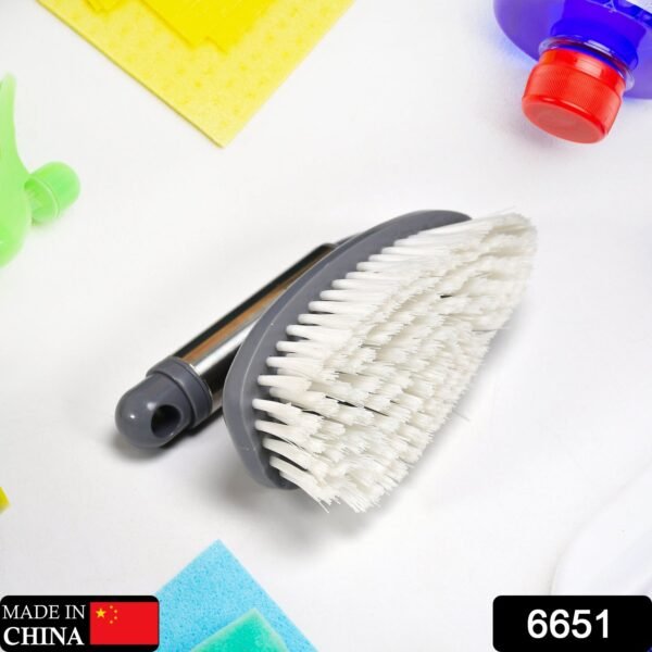 6651 Scrubber Plastic Brush with stainless steel handle (set of 1)