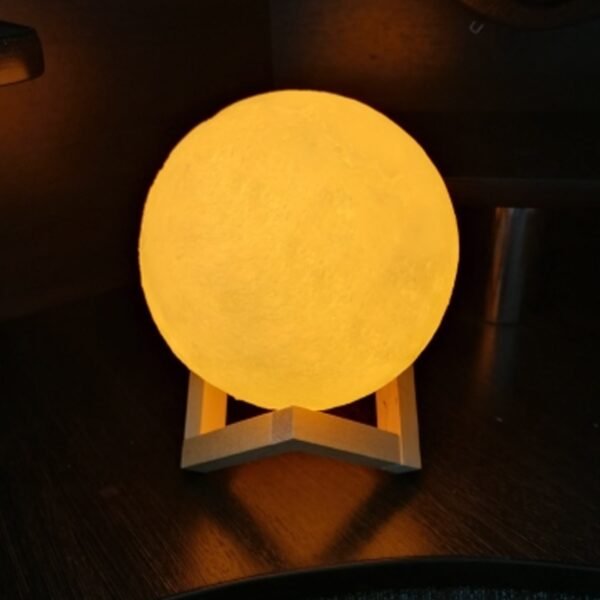 6031 3D  Moon Lamp With Batttery Operated (3 cell Included)