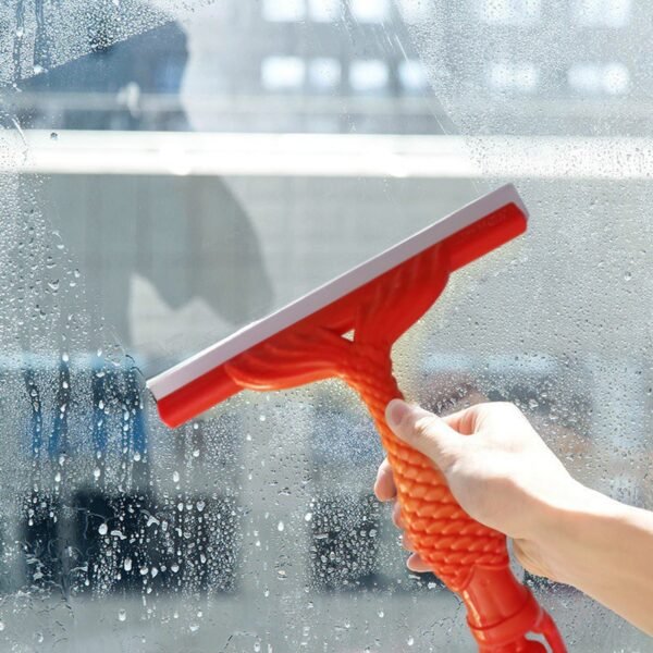 6160 Multipurpose Wiper Widely Used In Bathrooms And Kitchens To Clean Wet And Dirty Surfaces And The Floor Looks Clean.